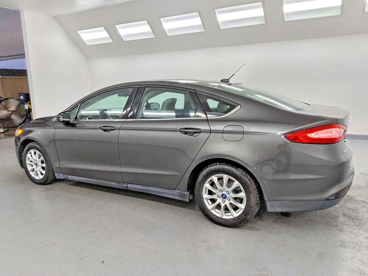 2016 FORD FUSION S — снимка 2