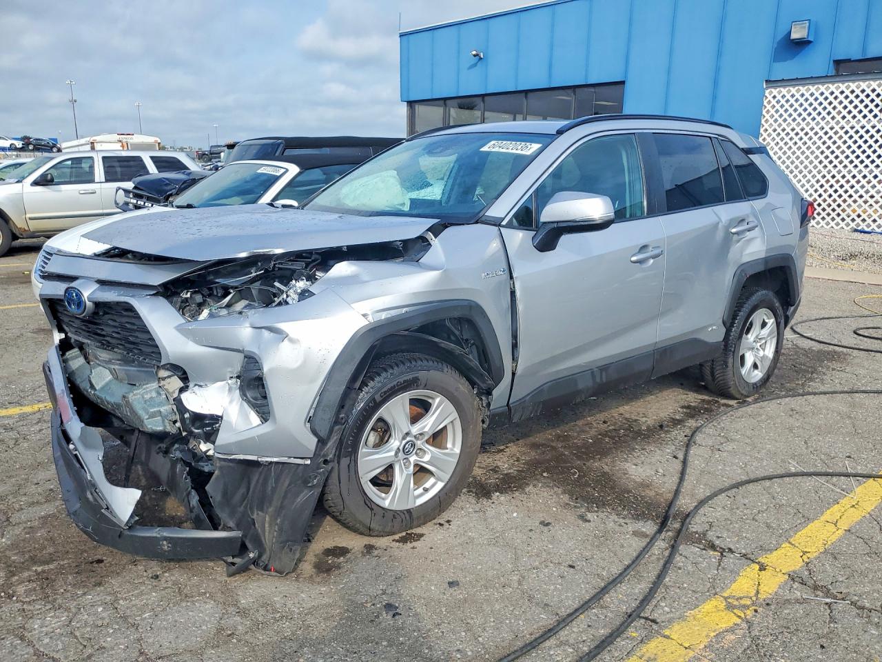 2020 TOYOTA RAV4 HYBRID XLE