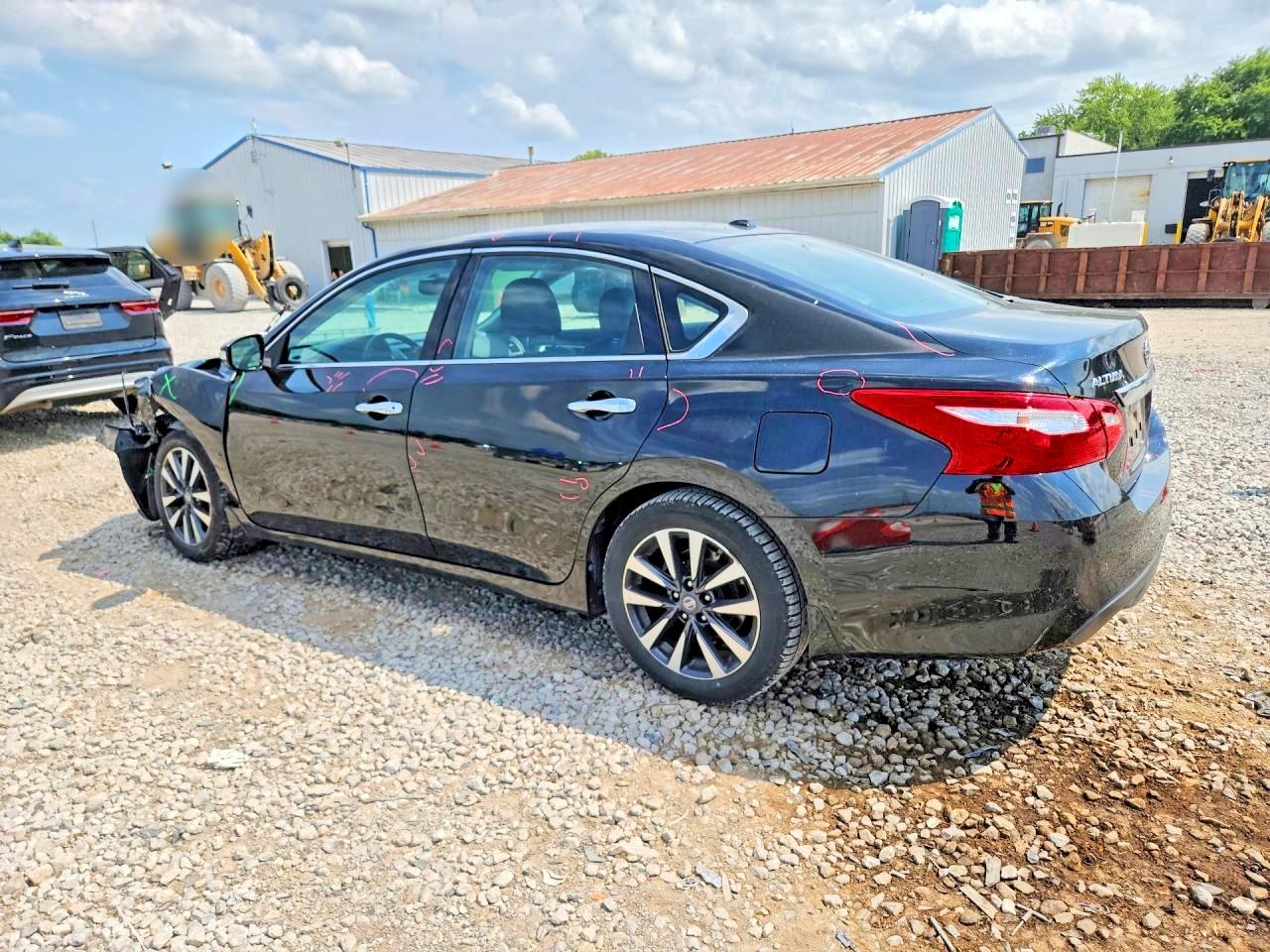 2017 NISSAN ALTIMA 2.5 SL — снимка 2