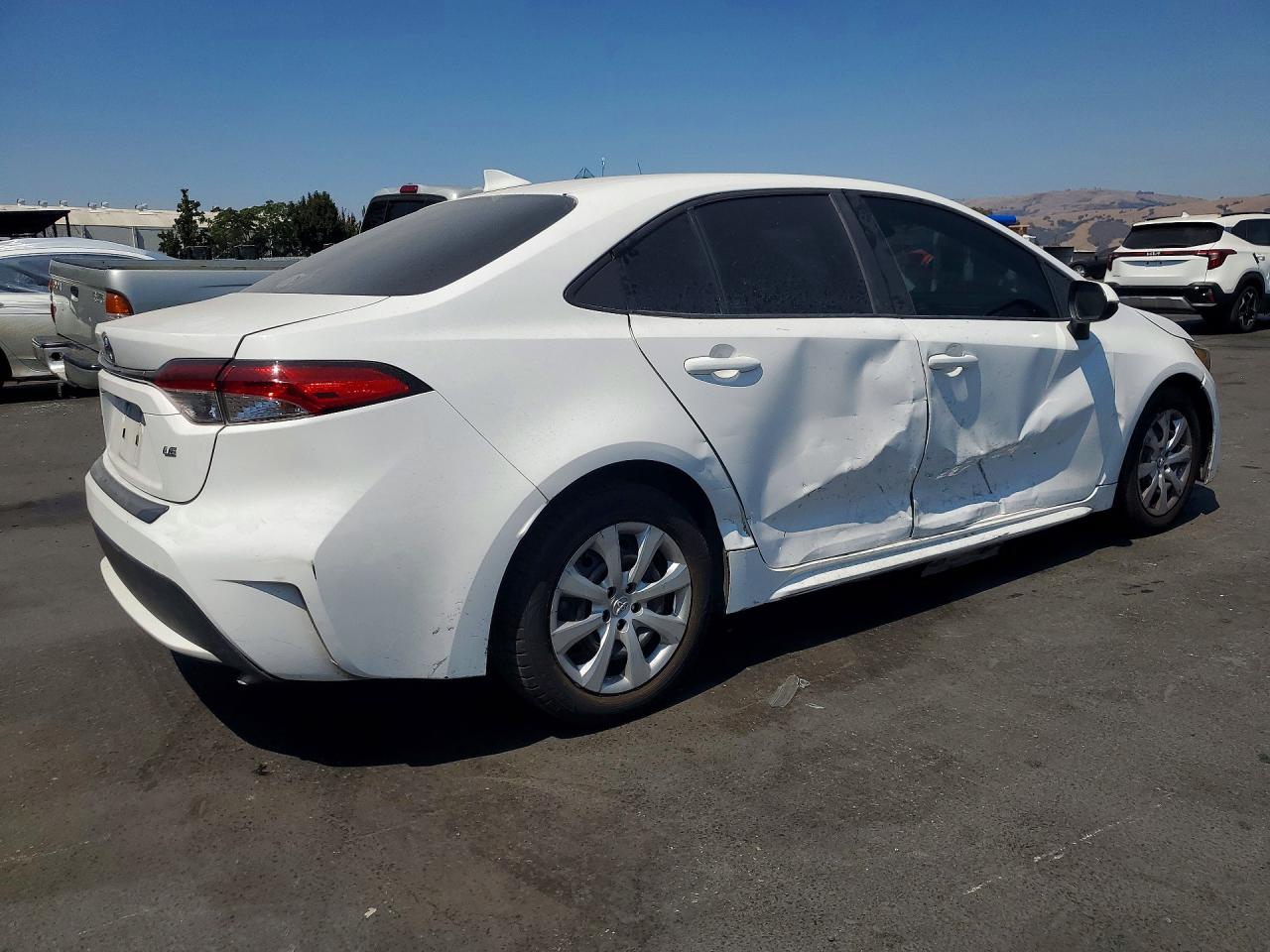 2020 TOYOTA COROLLA LE — снимка 3