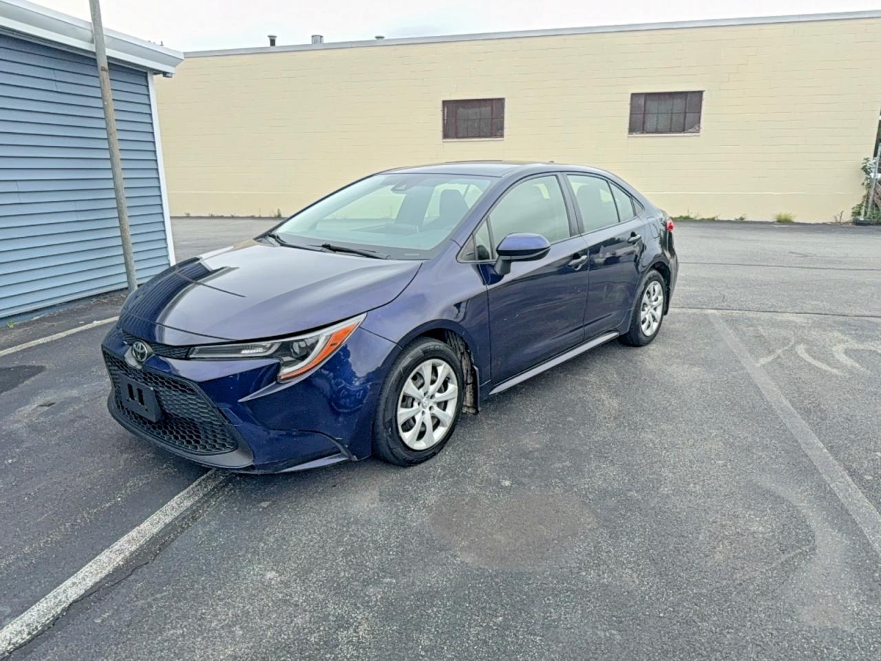 2021 TOYOTA COROLLA LE — снимка 2