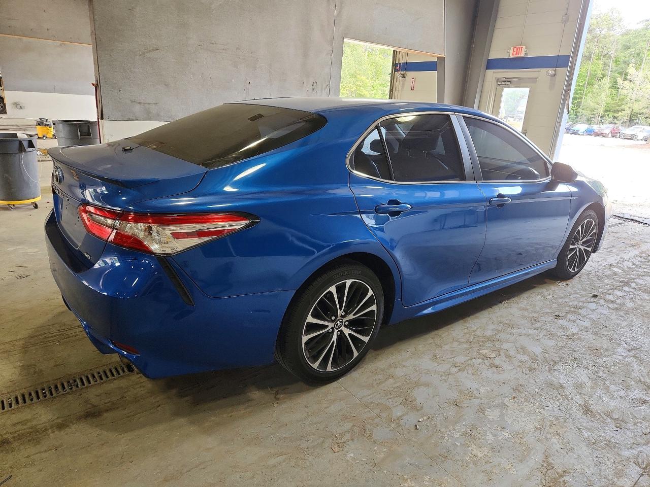 2018 TOYOTA CAMRY SE — снимка 3