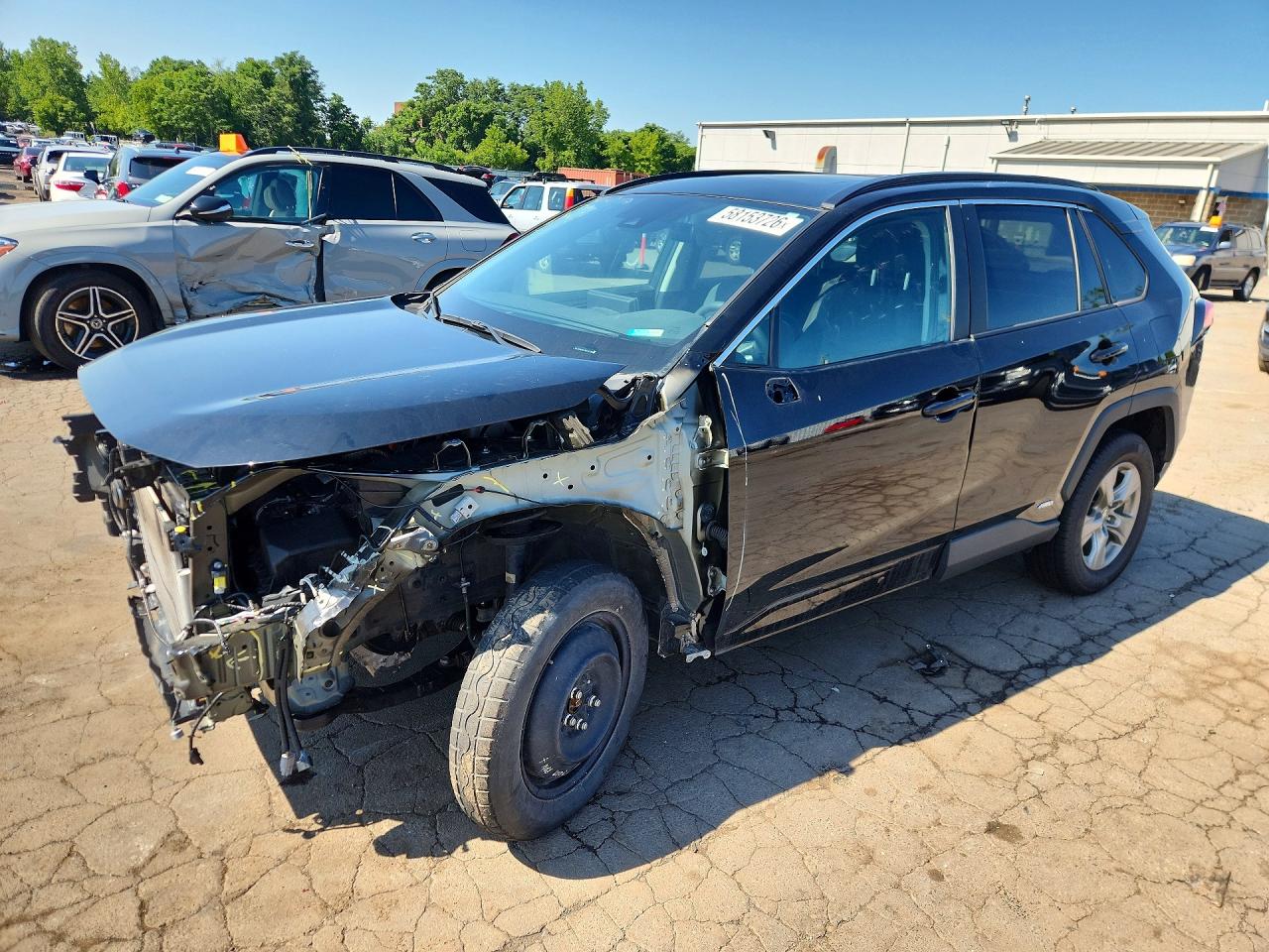 2024 TOYOTA RAV4 HYBRID XLE
