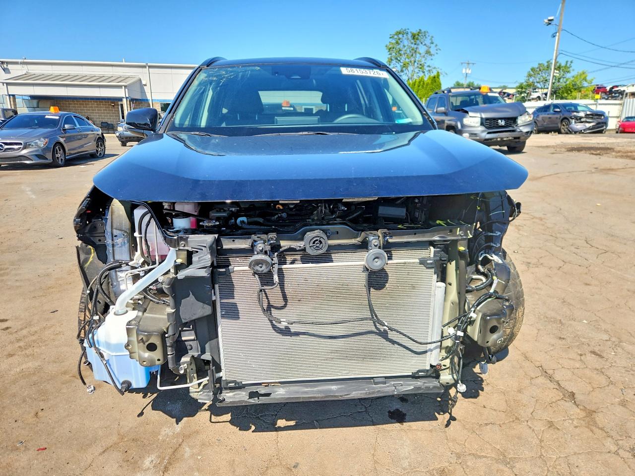 2024 TOYOTA RAV4 HYBRID XLE — снимка 5