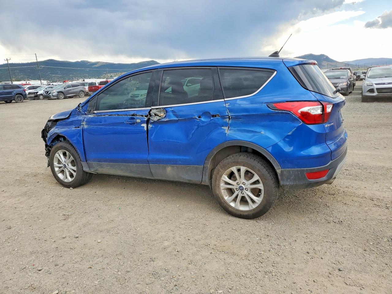 2019 FORD ESCAPE SE — снимка 2