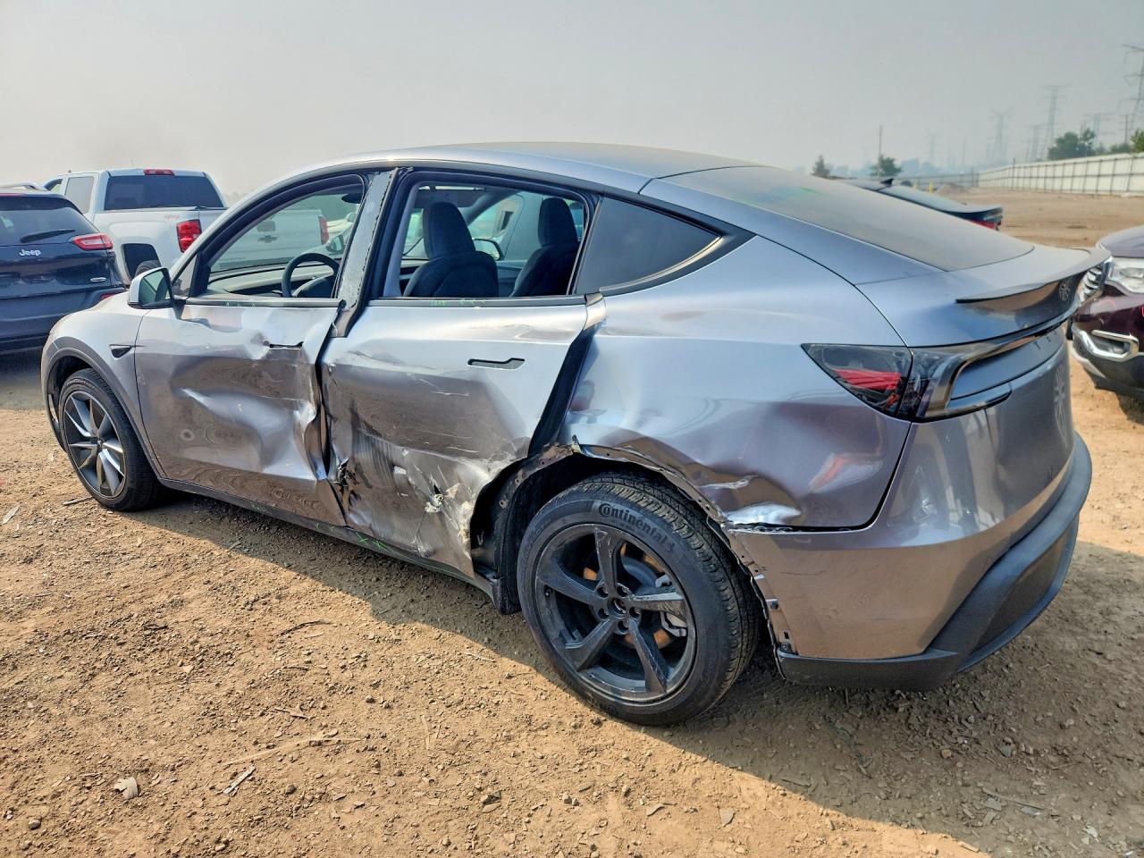 2026 TESLA MODEL Y — снимка 2