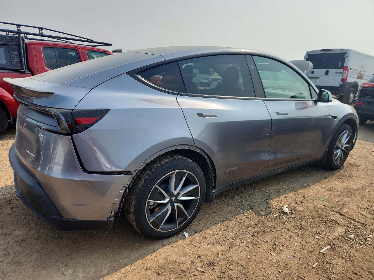 2026 TESLA MODEL Y — снимка 3