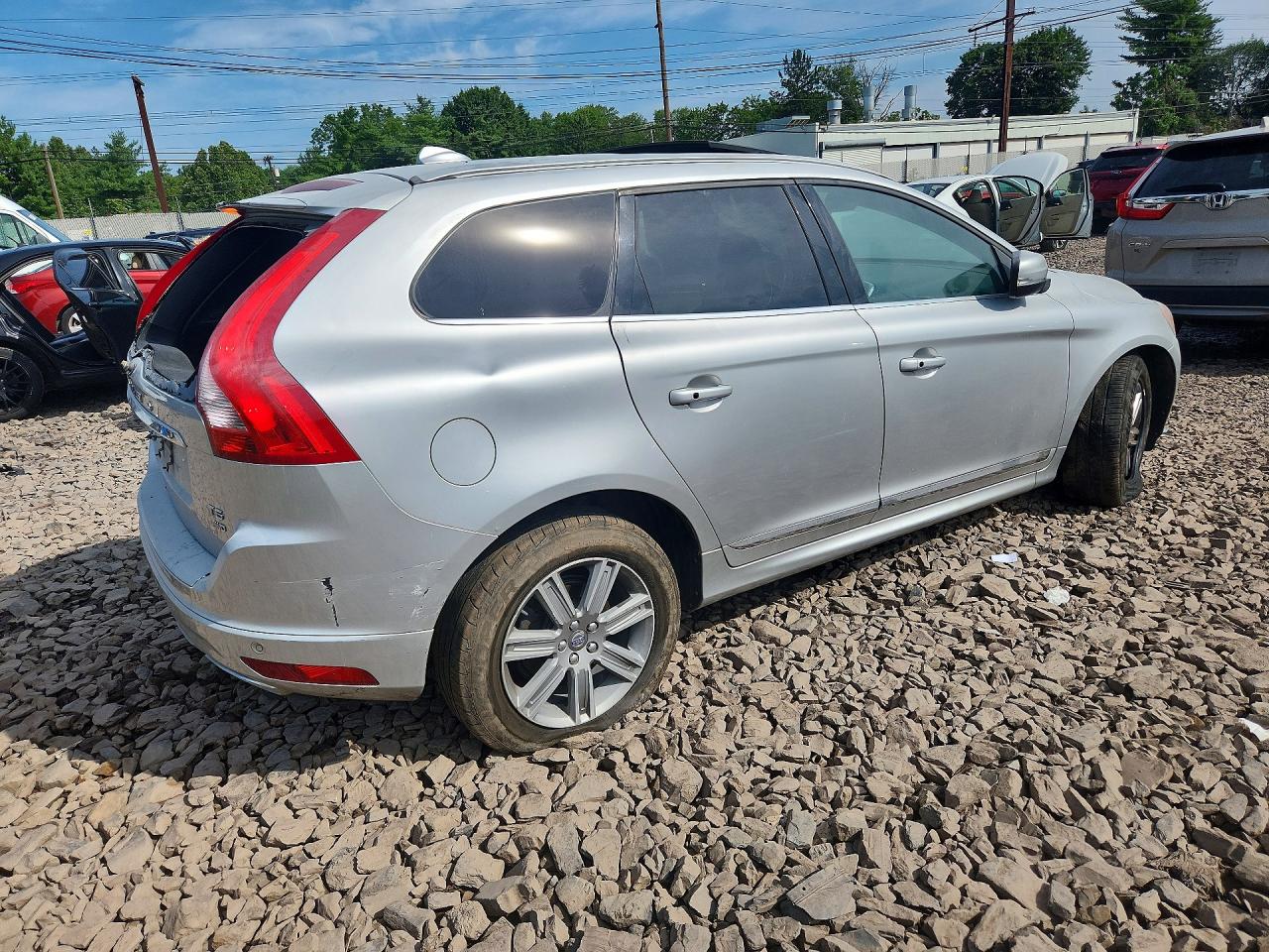 2017 VOLVO XC60 T5 INSCRIPTION — снимка 3