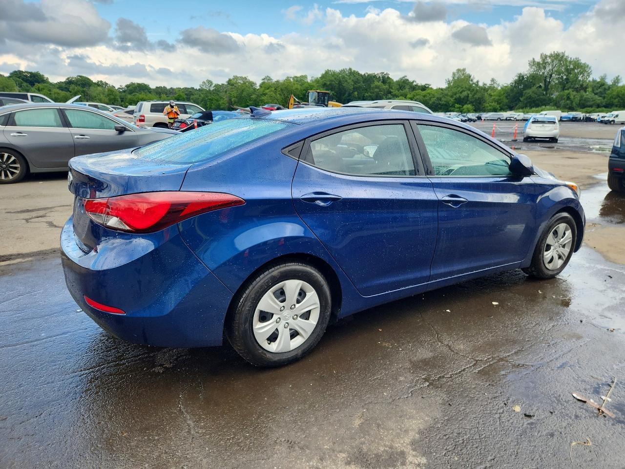 2016 HYUNDAI ELANTRA SE — снимка 3