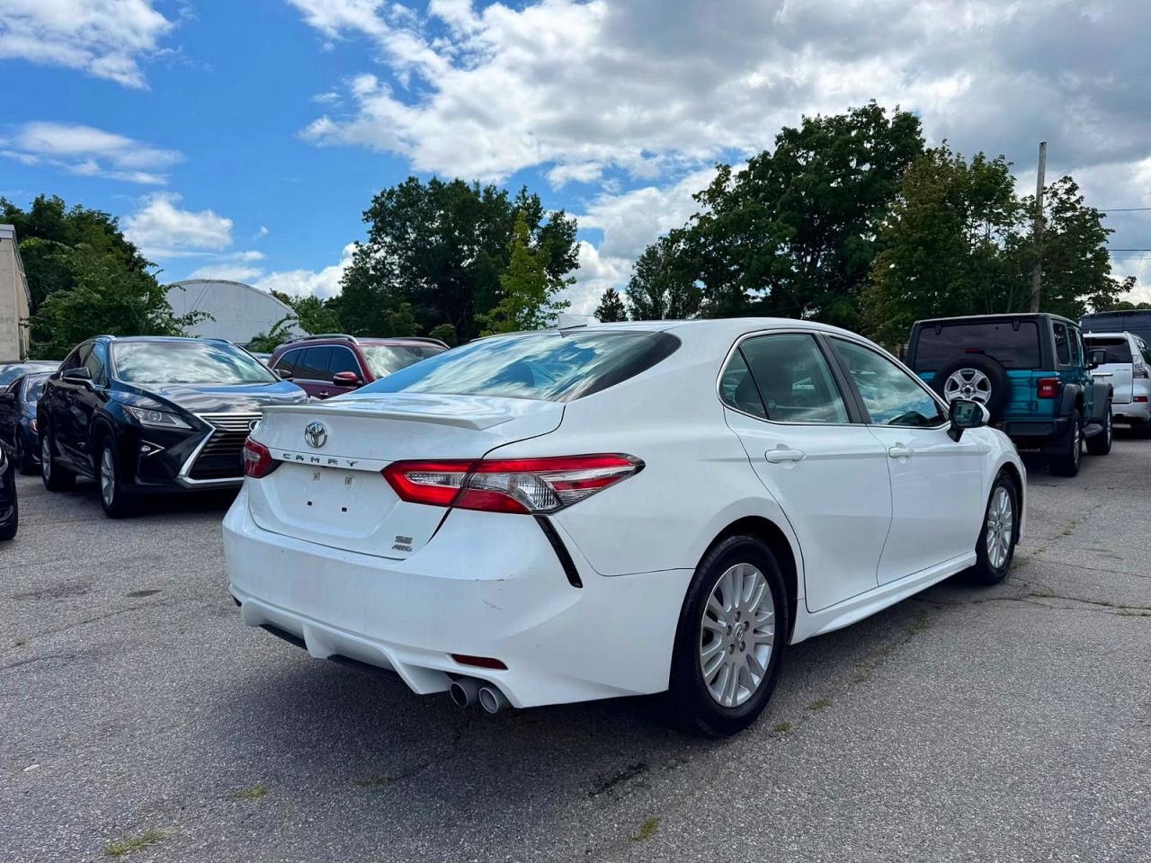2020 TOYOTA CAMRY SE — снимка 4