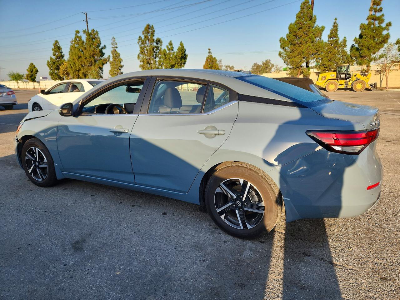 2025 NISSAN SENTRA SV — снимка 2