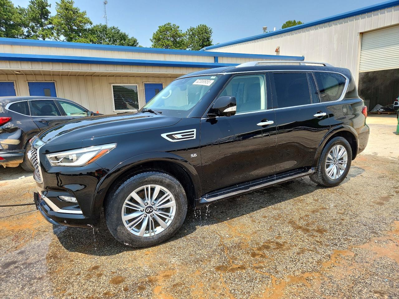 2019 INFINITI QX80 LUXE