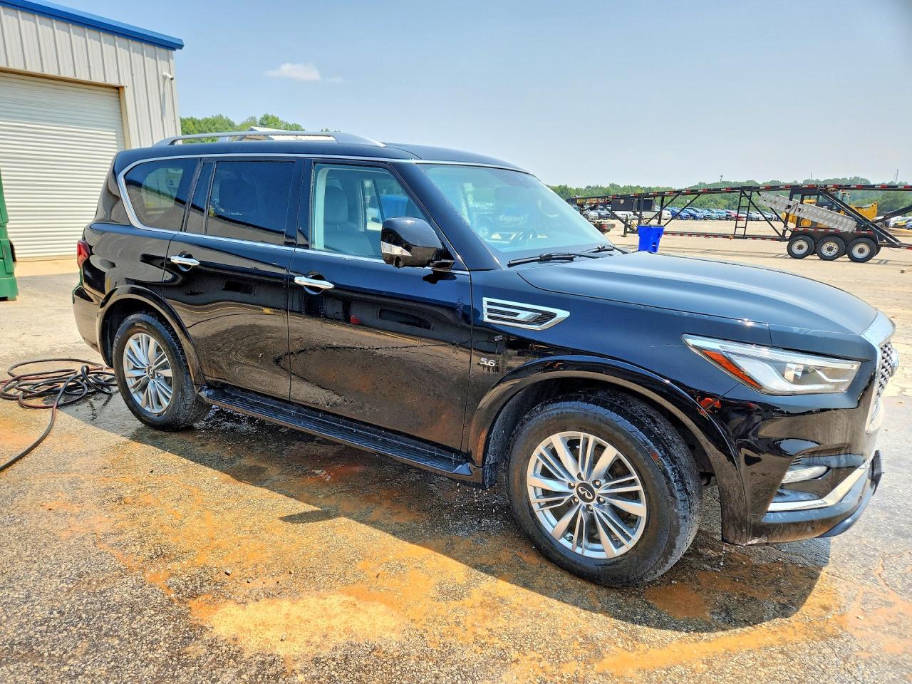 2019 INFINITI QX80 LUXE — снимка 4