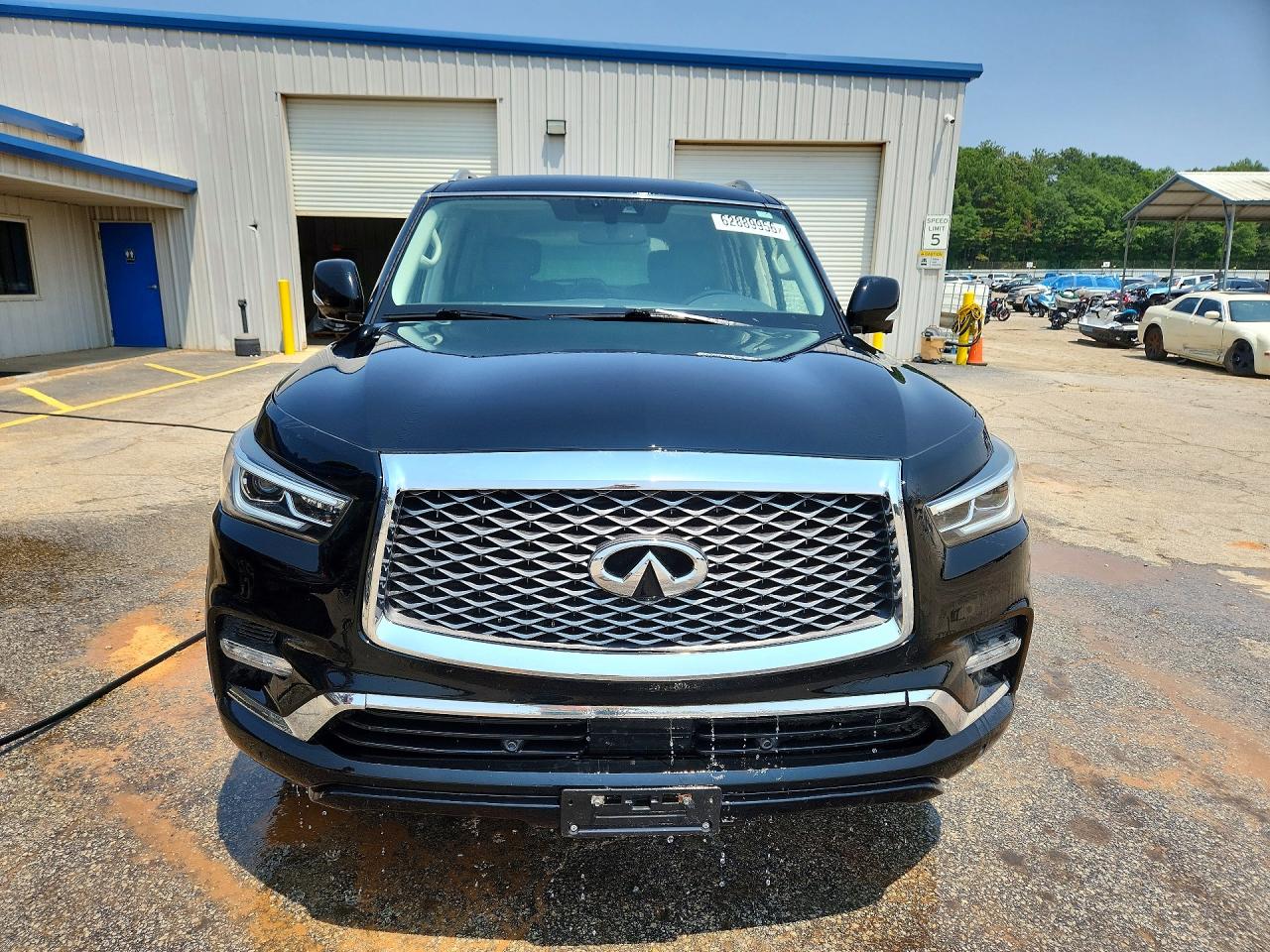 2019 INFINITI QX80 LUXE — снимка 5