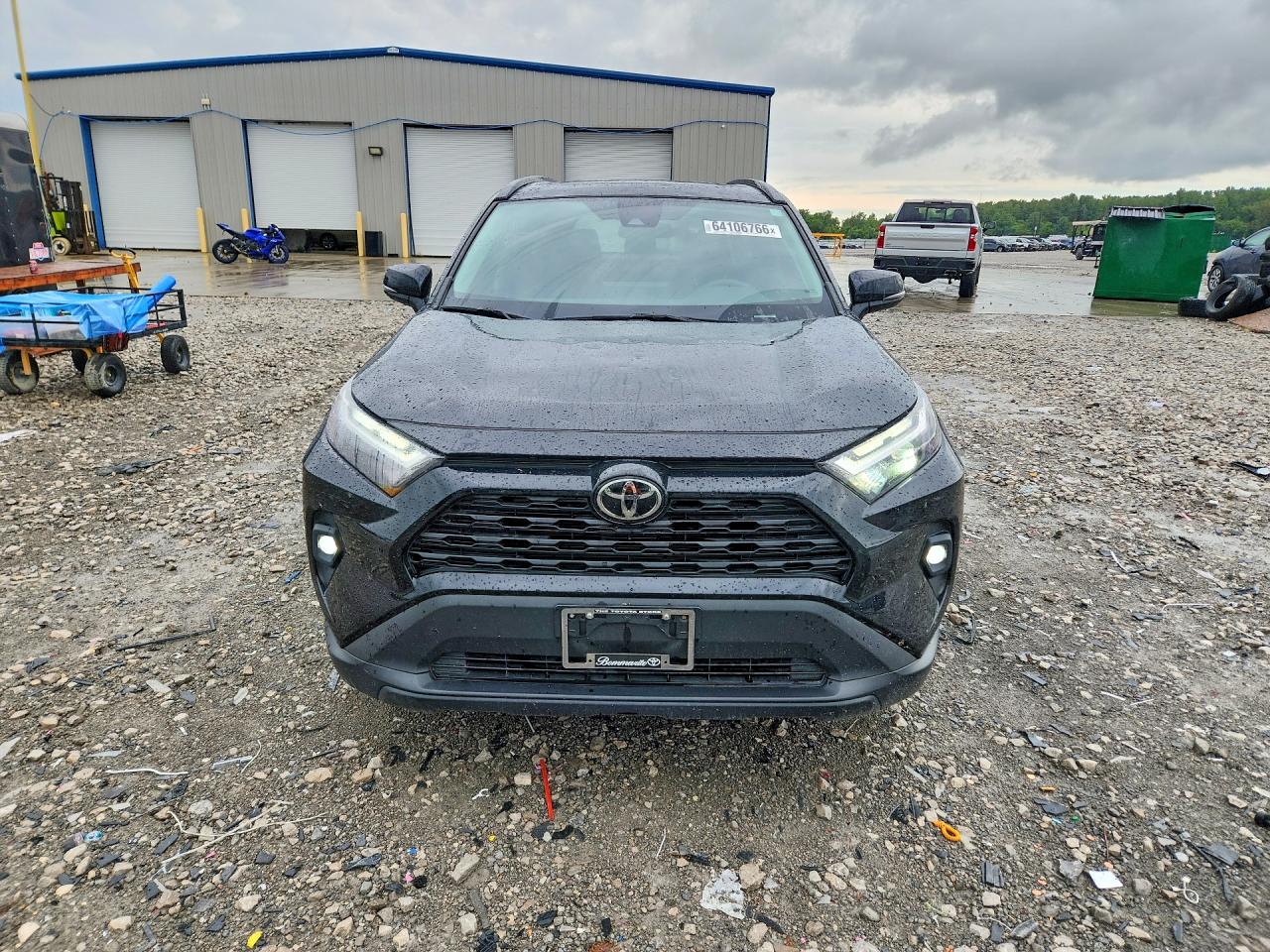 2025 TOYOTA RAV4 XLE PREMIUM — снимка 5
