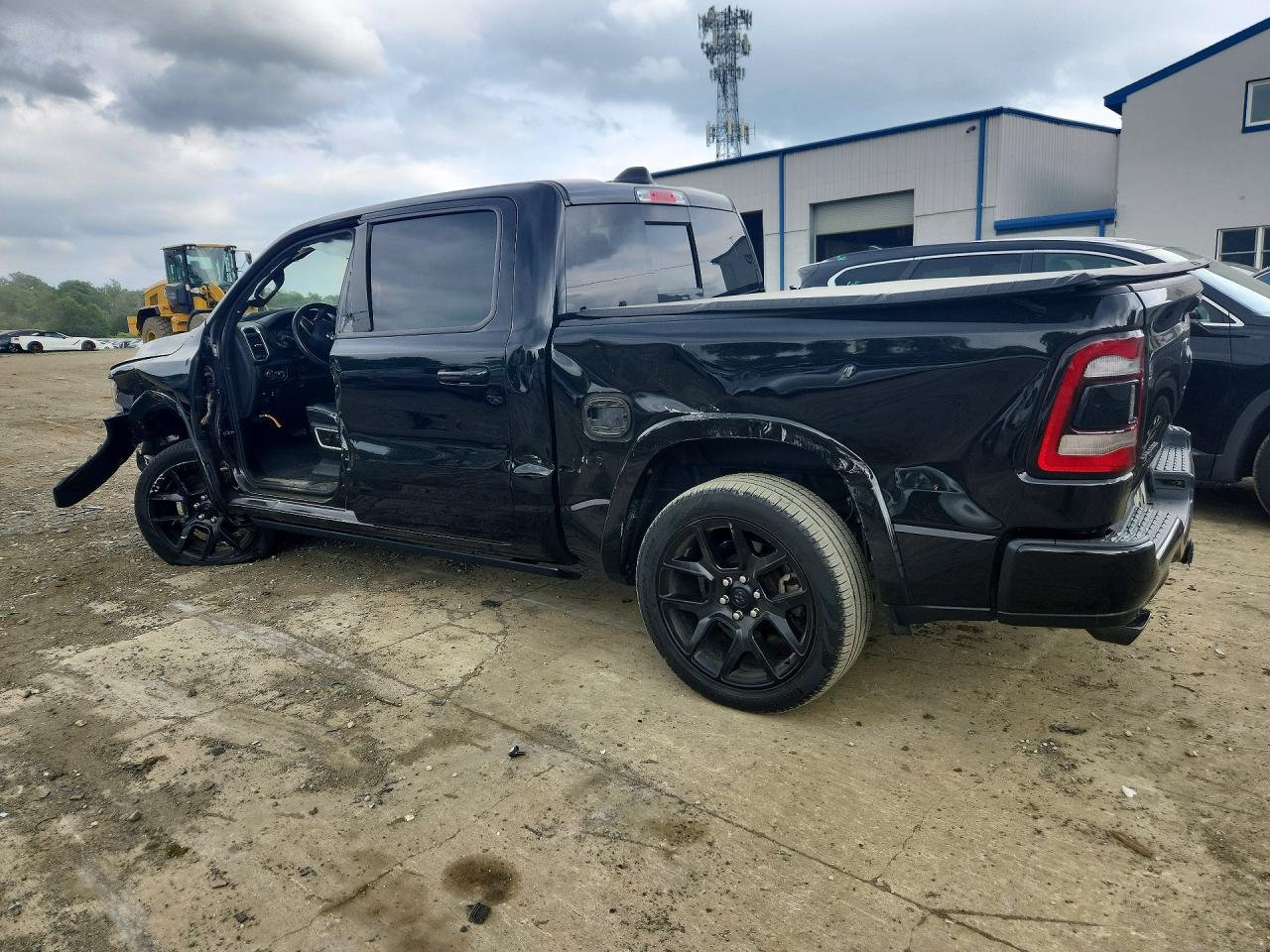 2022 RAM 1500 LARAMIE — снимка 2