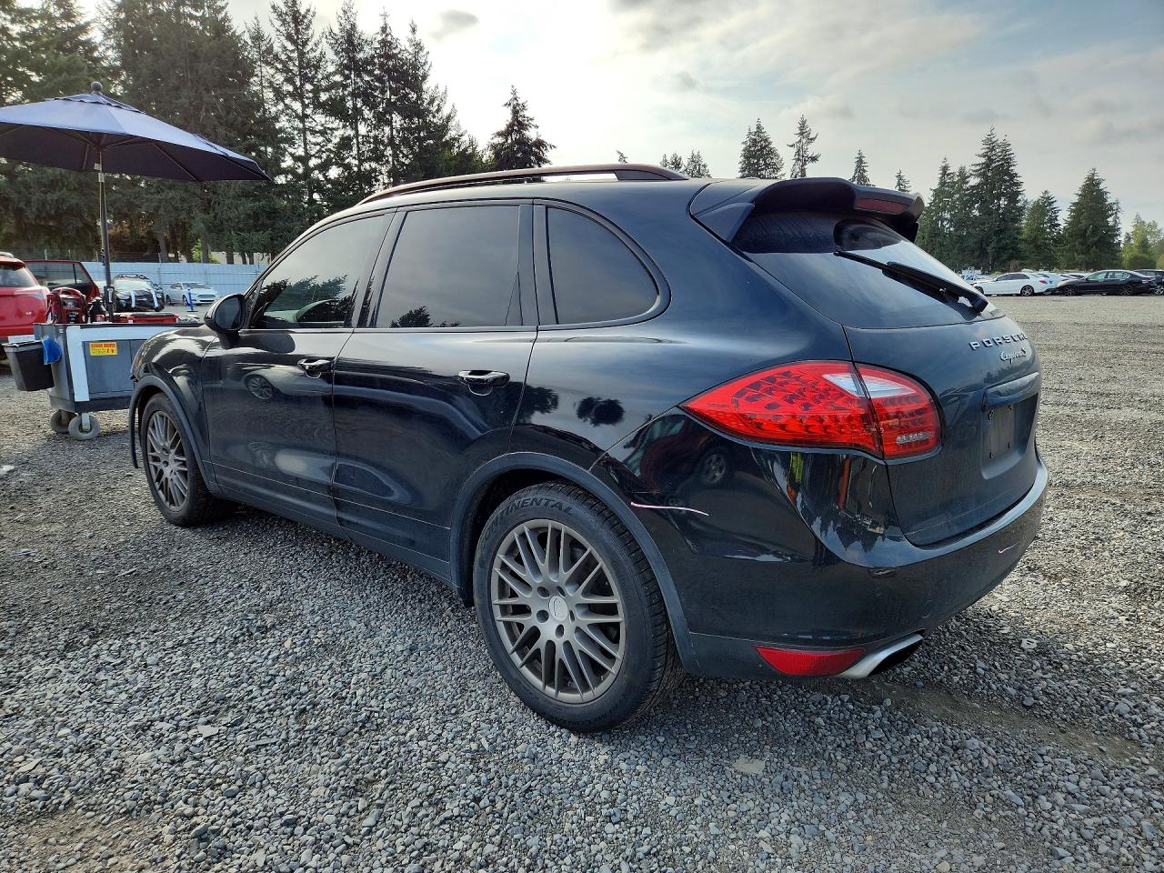 2013 PORSCHE CAYENNE S — снимка 2