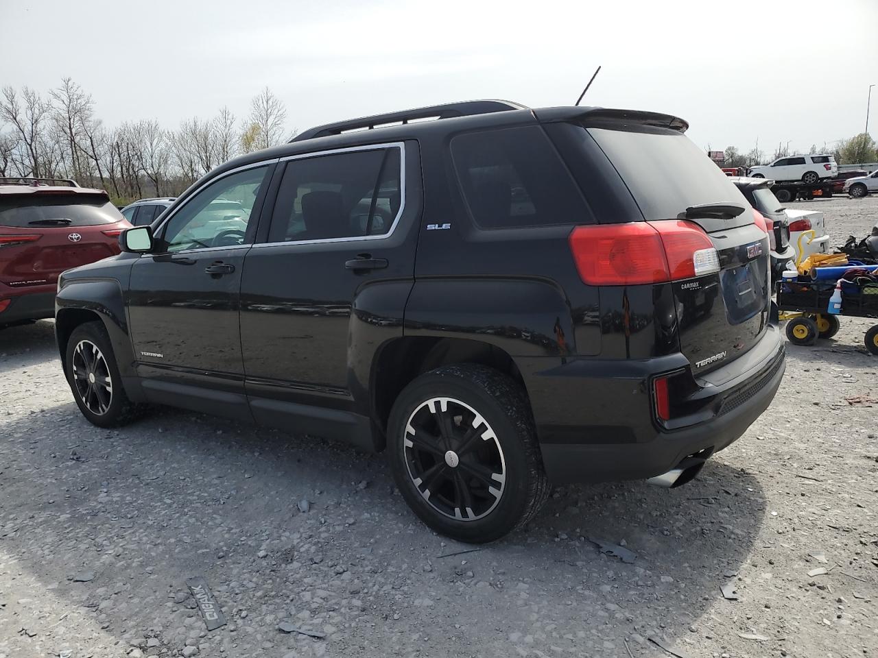 2017 GMC TERRAIN SLE — снимка 2