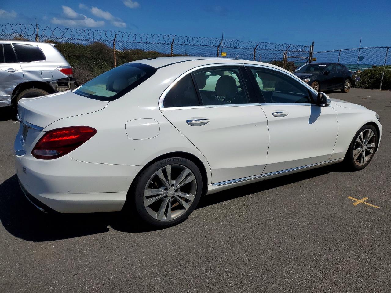 2015 MERCEDES-BENZ C 300 — снимка 3