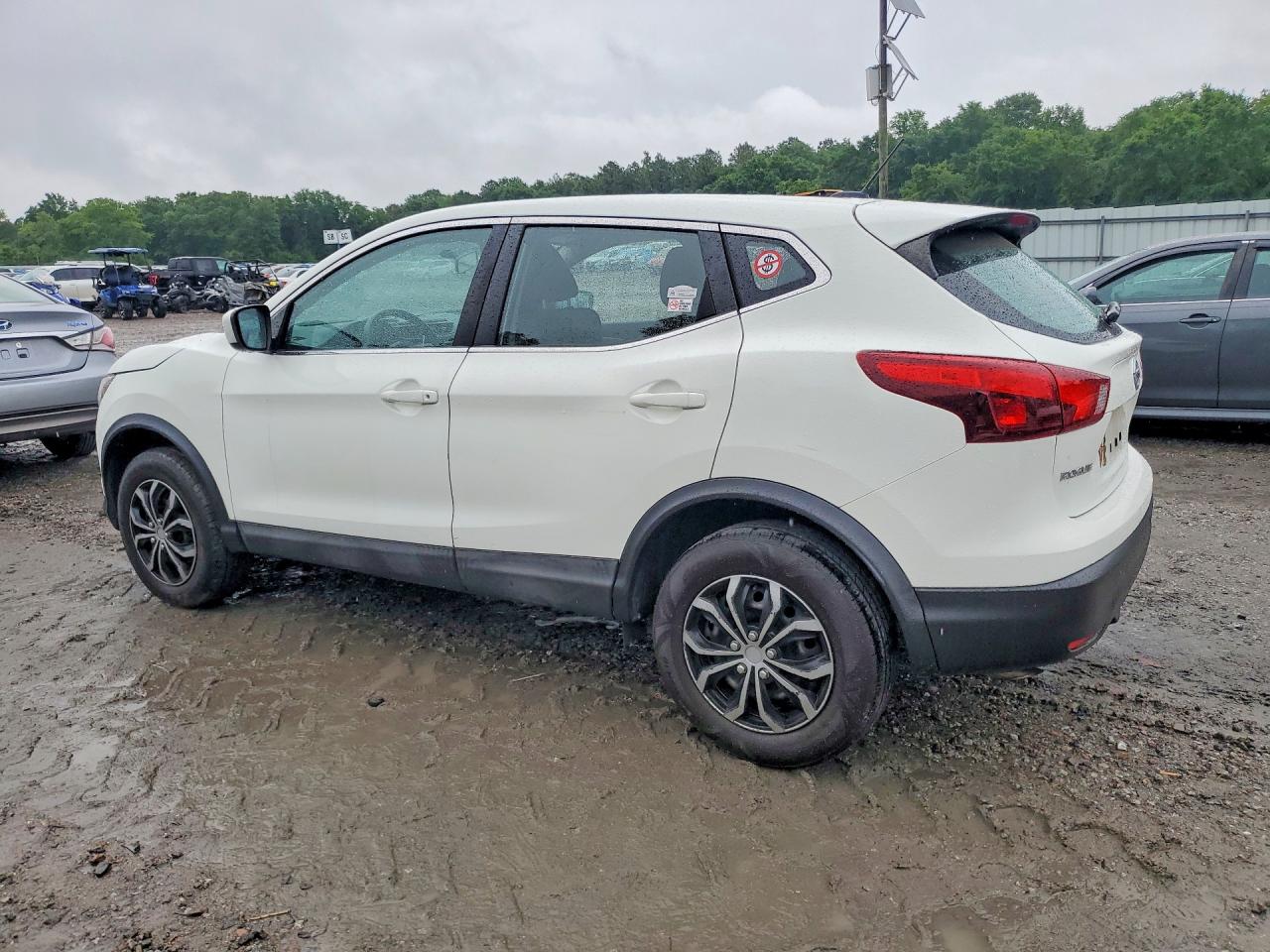 2019 NISSAN ROGUE SPORT S — снимка 2