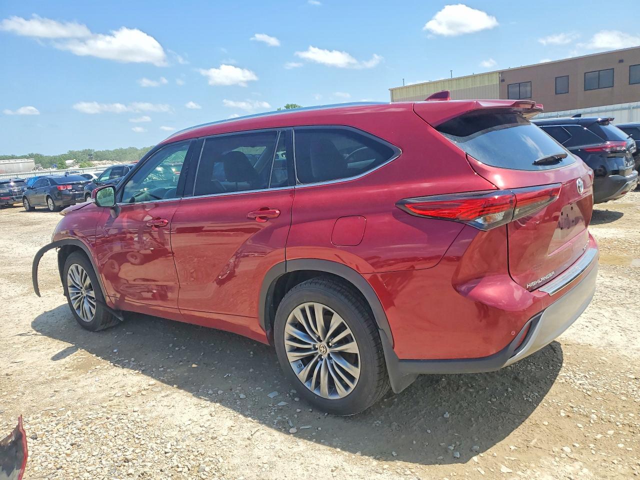 2021 TOYOTA HIGHLANDER PLATINUM — снимка 2