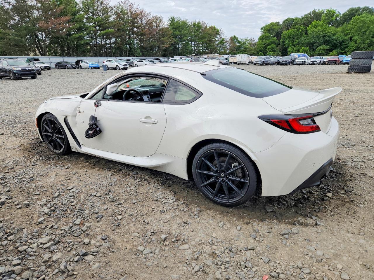 2025 TOYOTA GR 86 PREMIUM — снимка 2