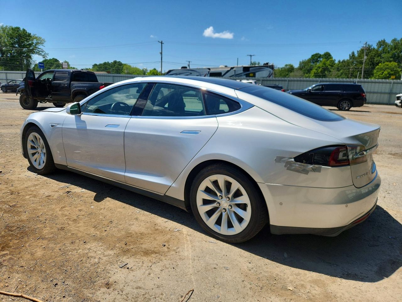 2016 TESLA MODEL S — снимка 2