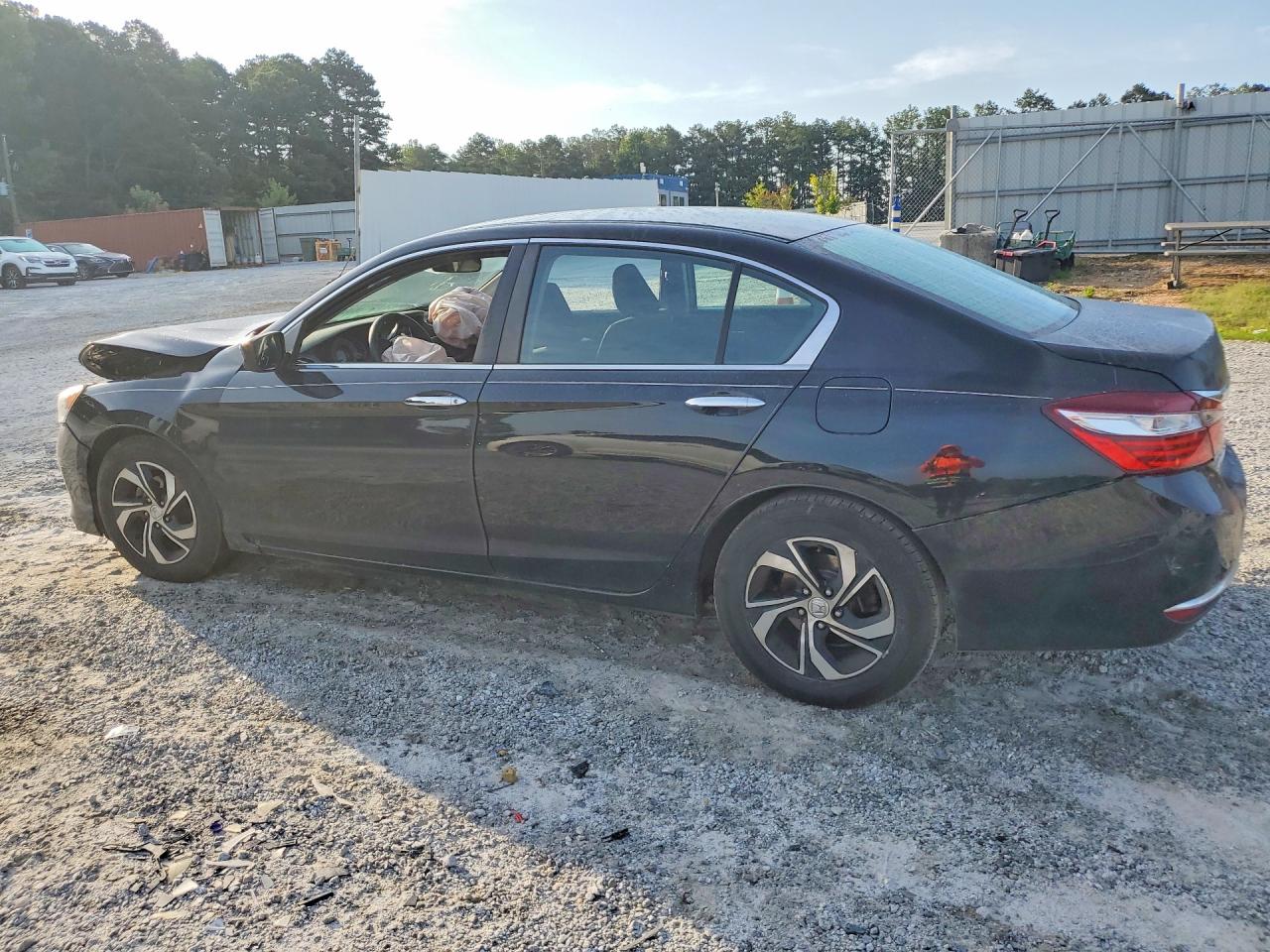 2017 HONDA ACCORD LX — снимка 2