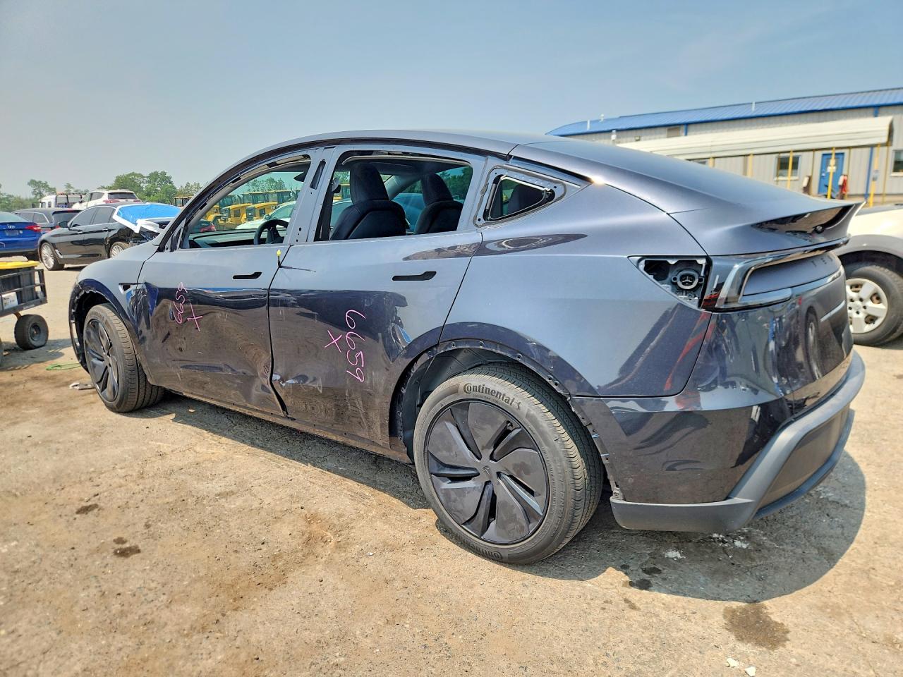 2026 TESLA MODEL Y — снимка 2
