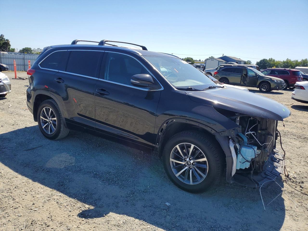 2018 TOYOTA HIGHLANDER XLE — снимка 4