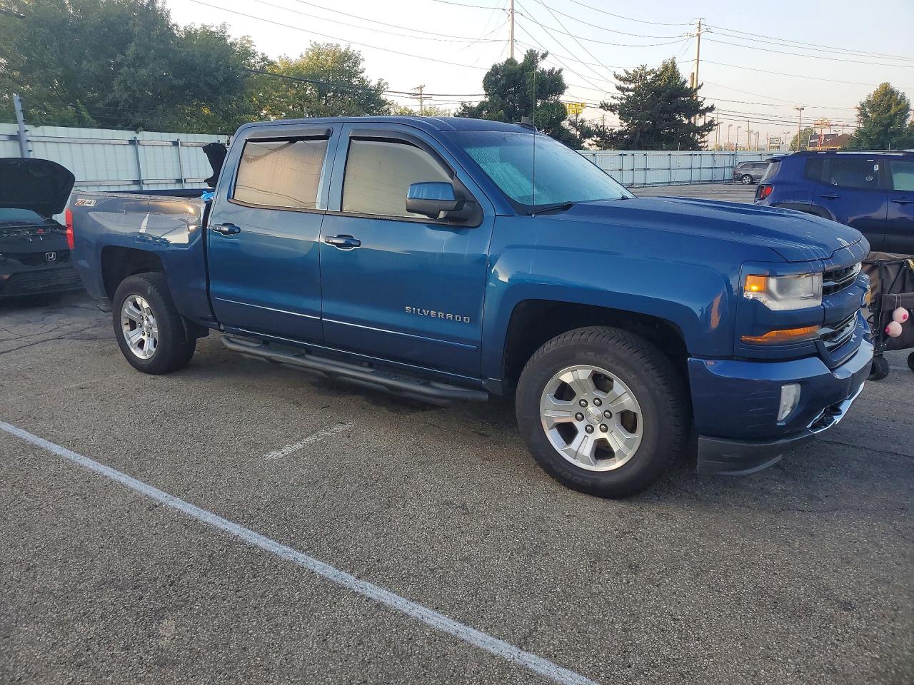 2017 CHEVROLET SILVERADO K1500 LT — снимка 4