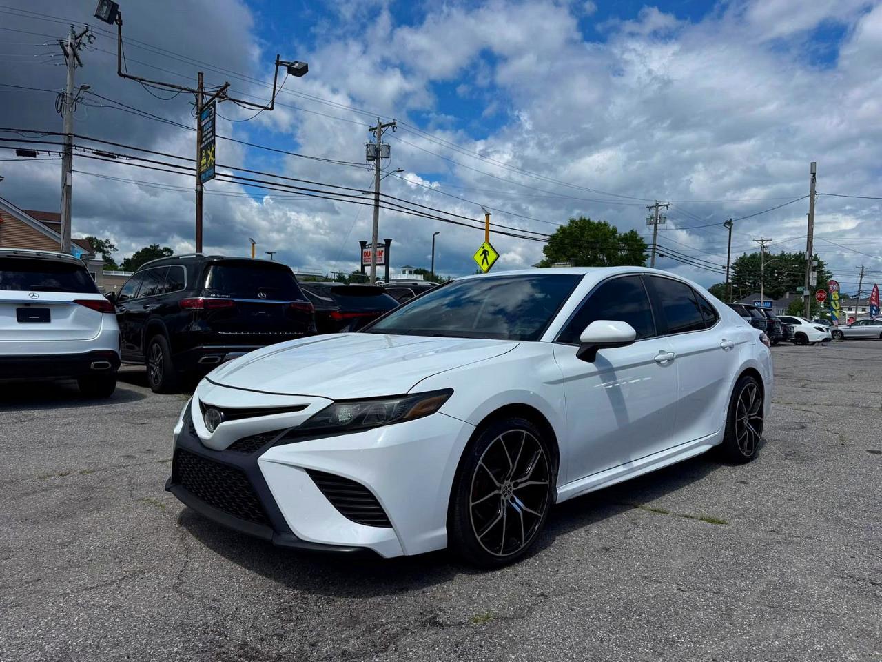 2020 TOYOTA CAMRY SE — снимка 2