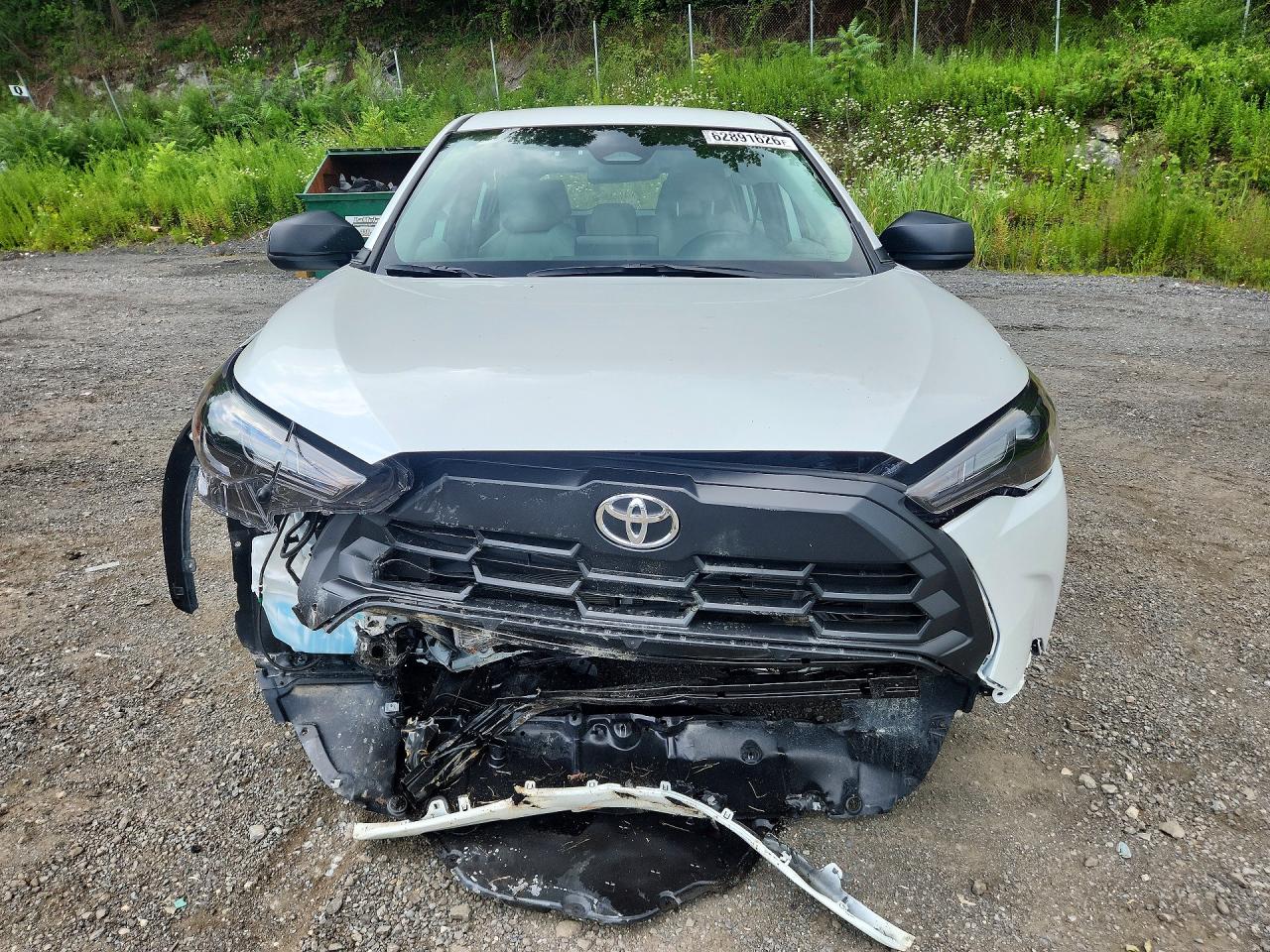 2026 TOYOTA COROLLA CROSS L — снимка 5
