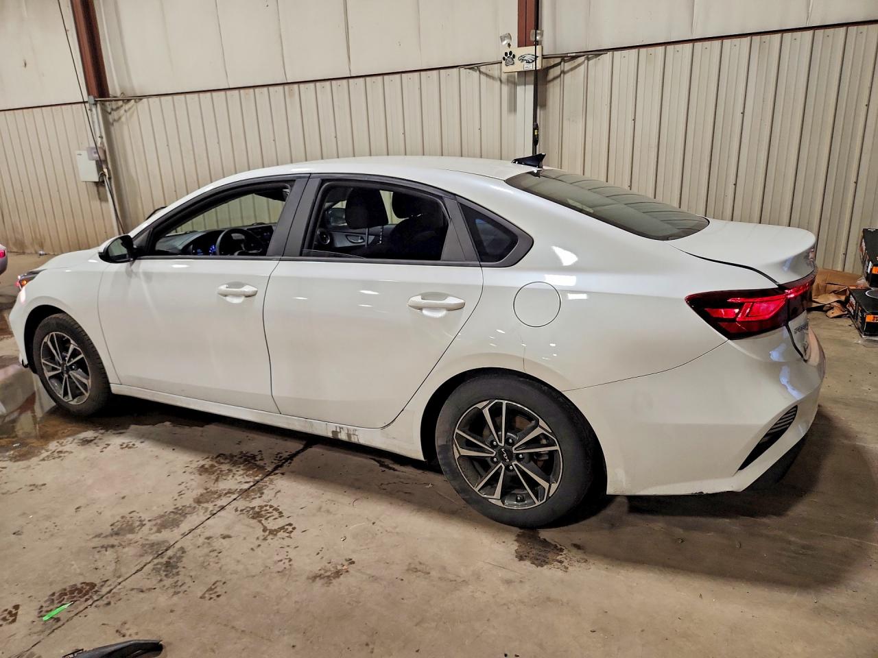 2023 KIA FORTE LXS — снимка 2