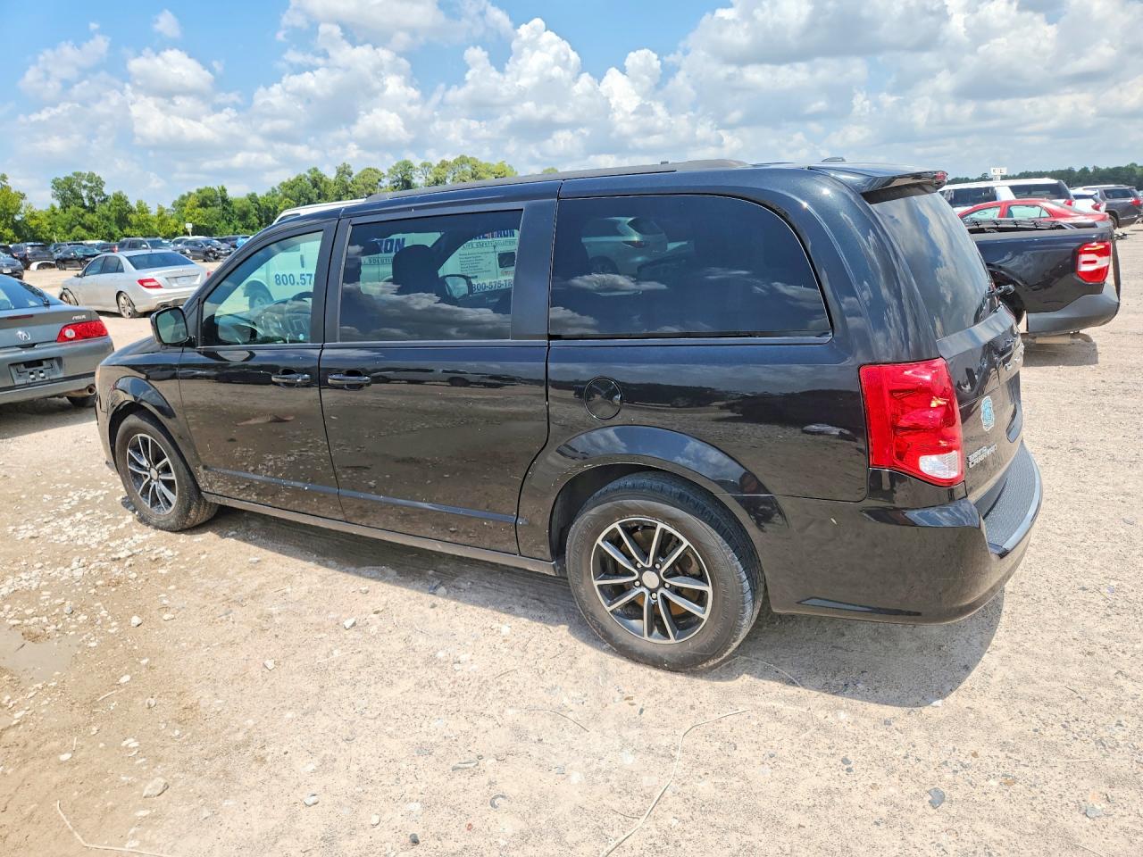 2019 DODGE GRAND CARAVAN GT — снимка 2