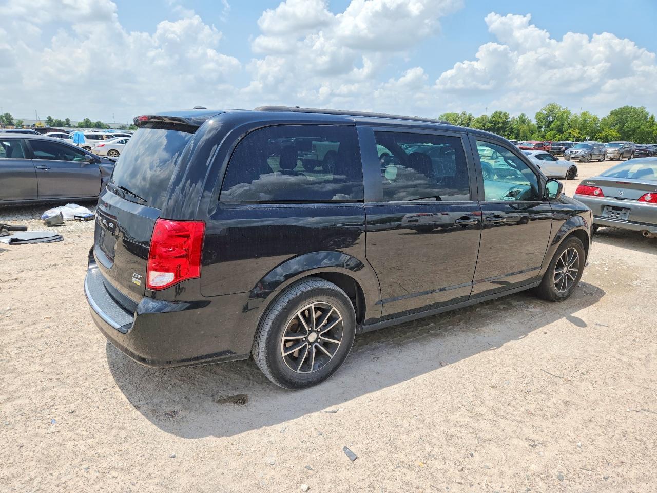 2019 DODGE GRAND CARAVAN GT — снимка 3