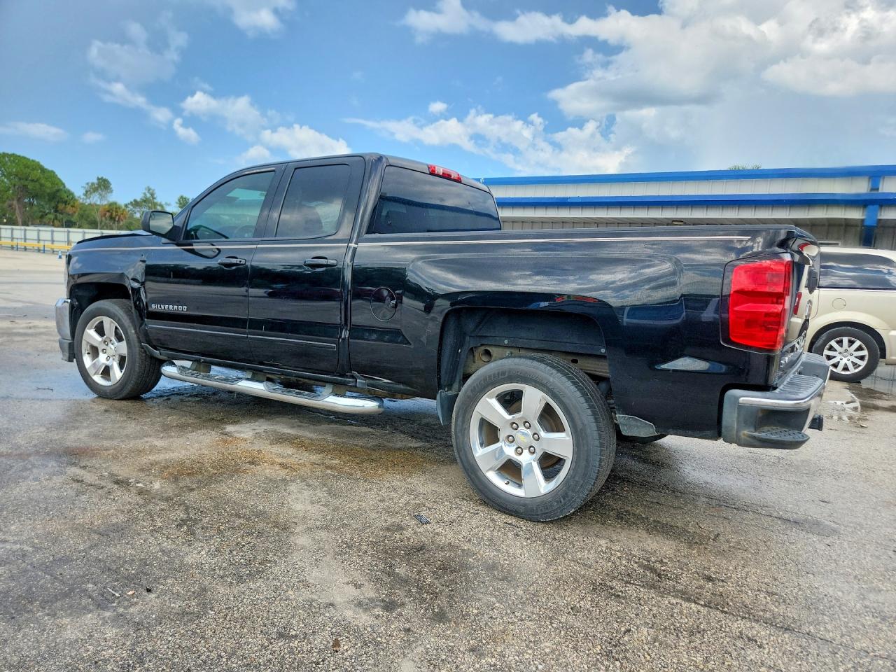 2016 CHEVROLET SILVERADO C1500 LT — снимка 2