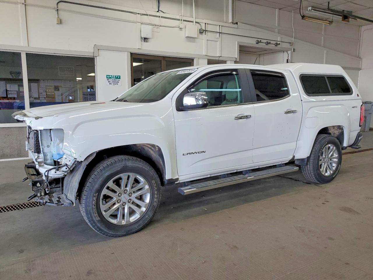 2017 GMC CANYON SLT