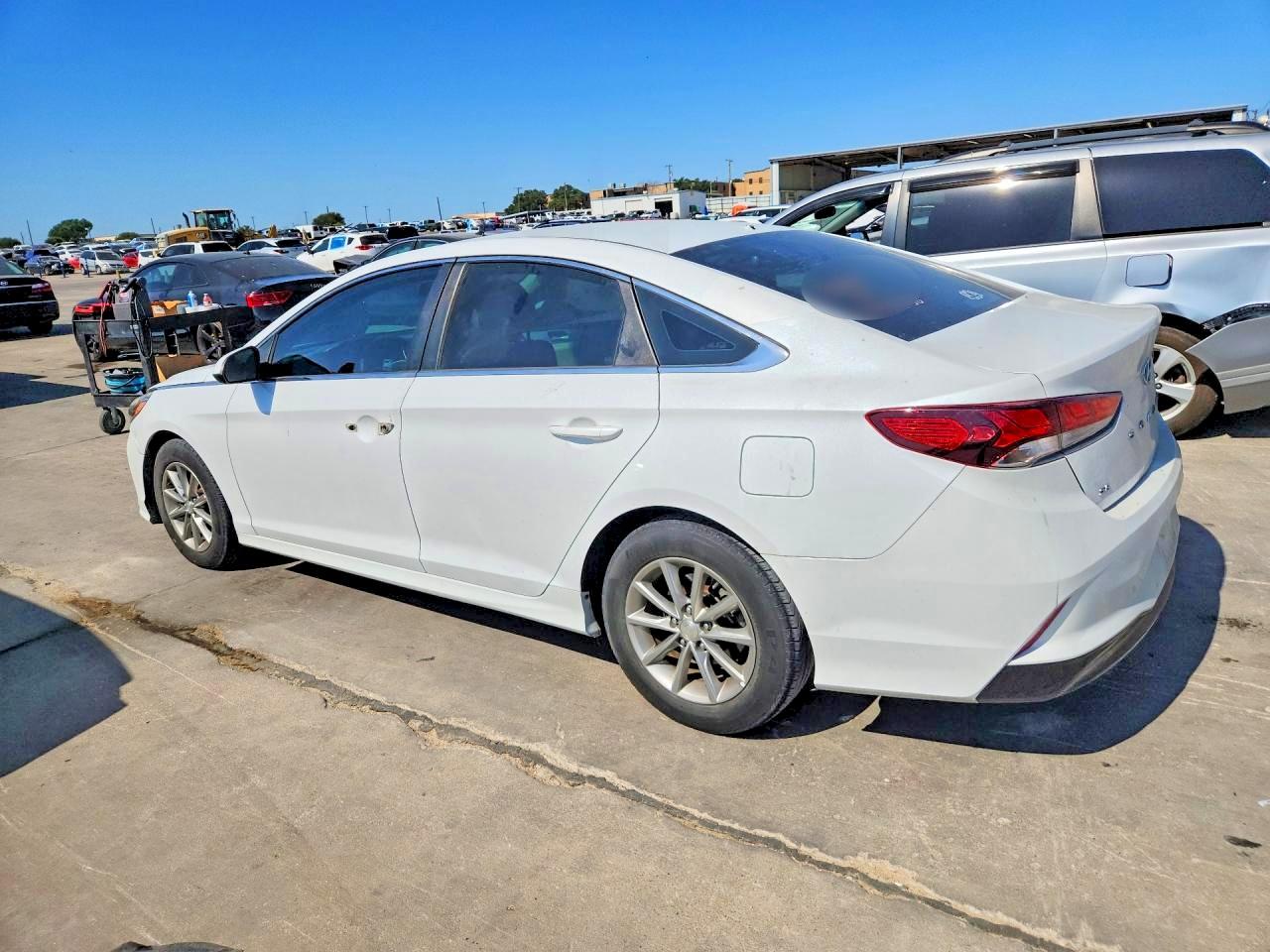 2018 HYUNDAI SONATA SE — снимка 2