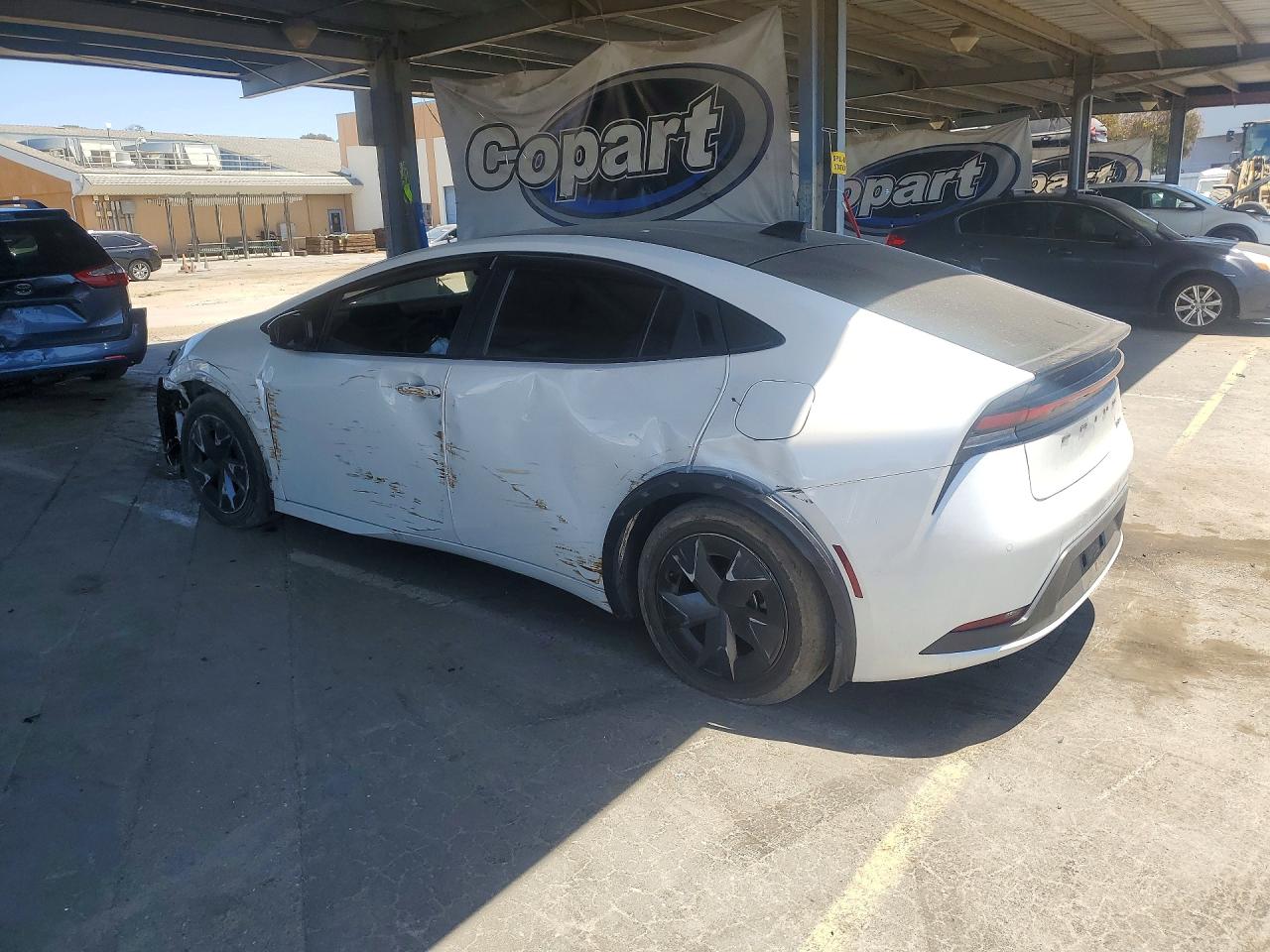2024 TOYOTA PRIUS LE — снимка 2
