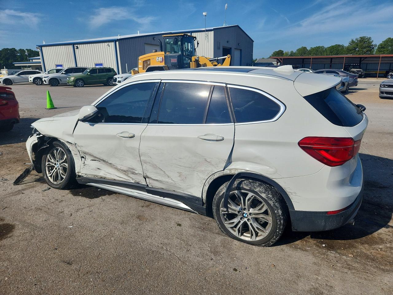2017 BMW X1 XDRIVE28I — снимка 2