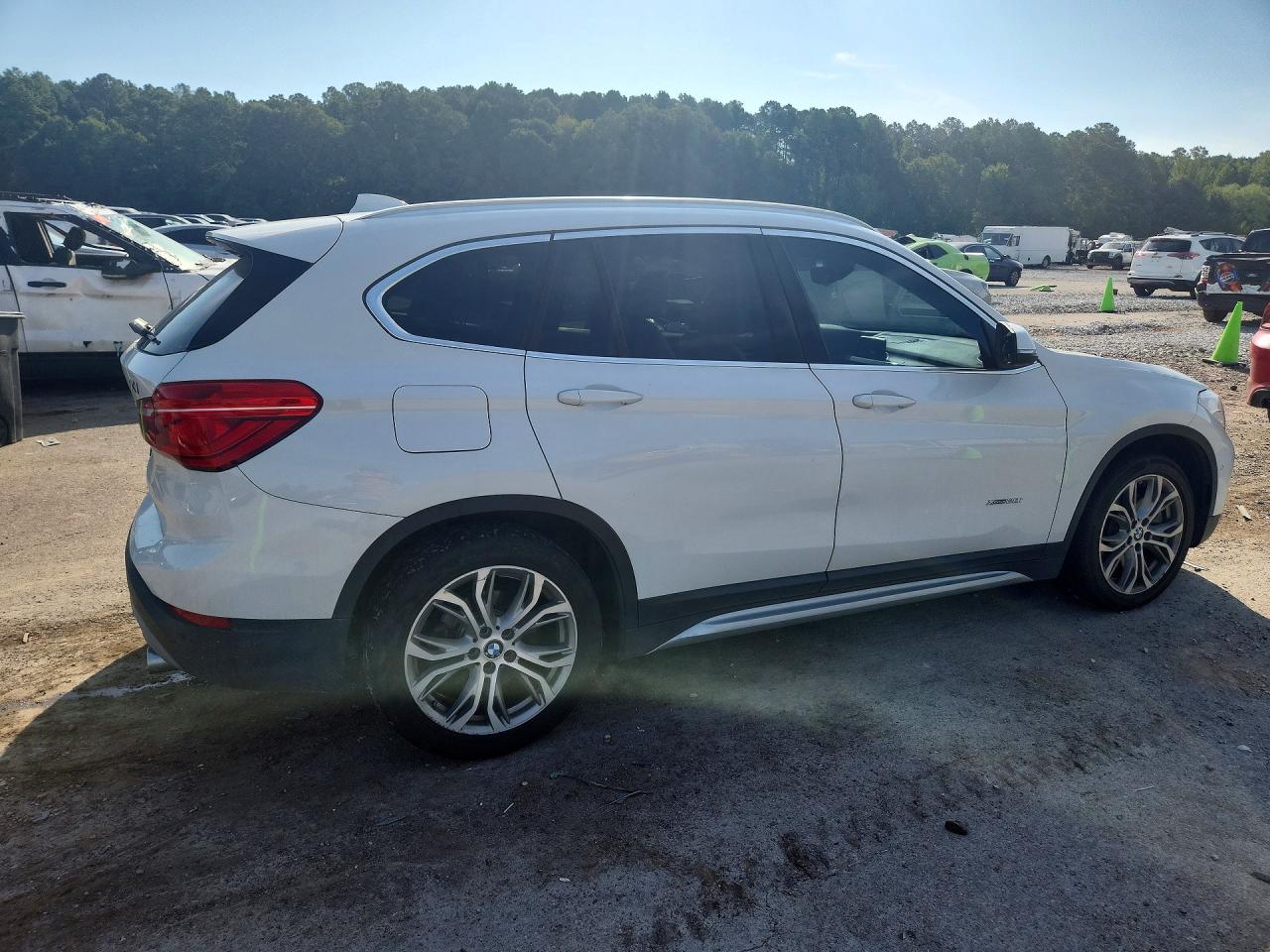 2017 BMW X1 XDRIVE28I — снимка 3