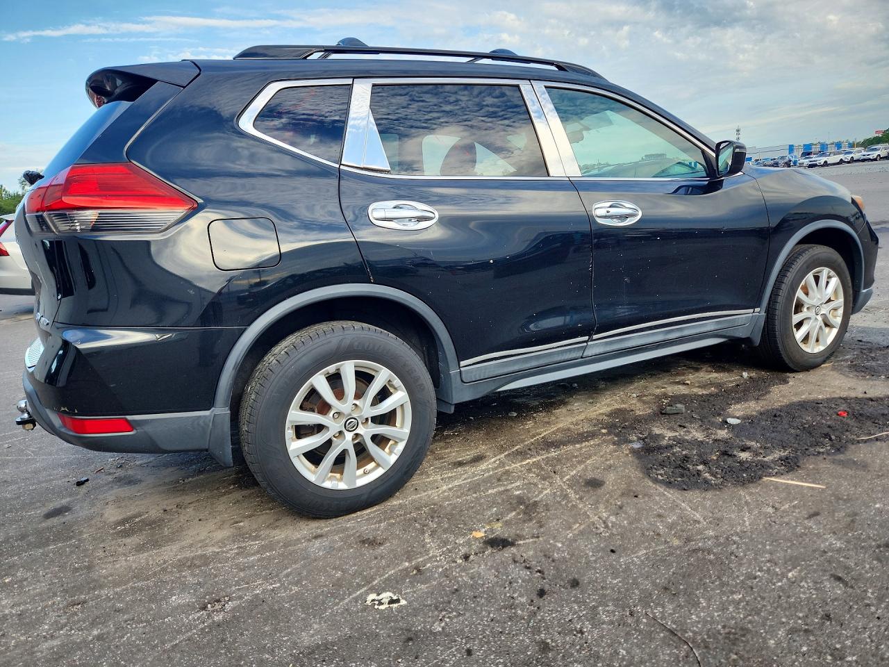 2017 NISSAN ROGUE SV — снимка 3