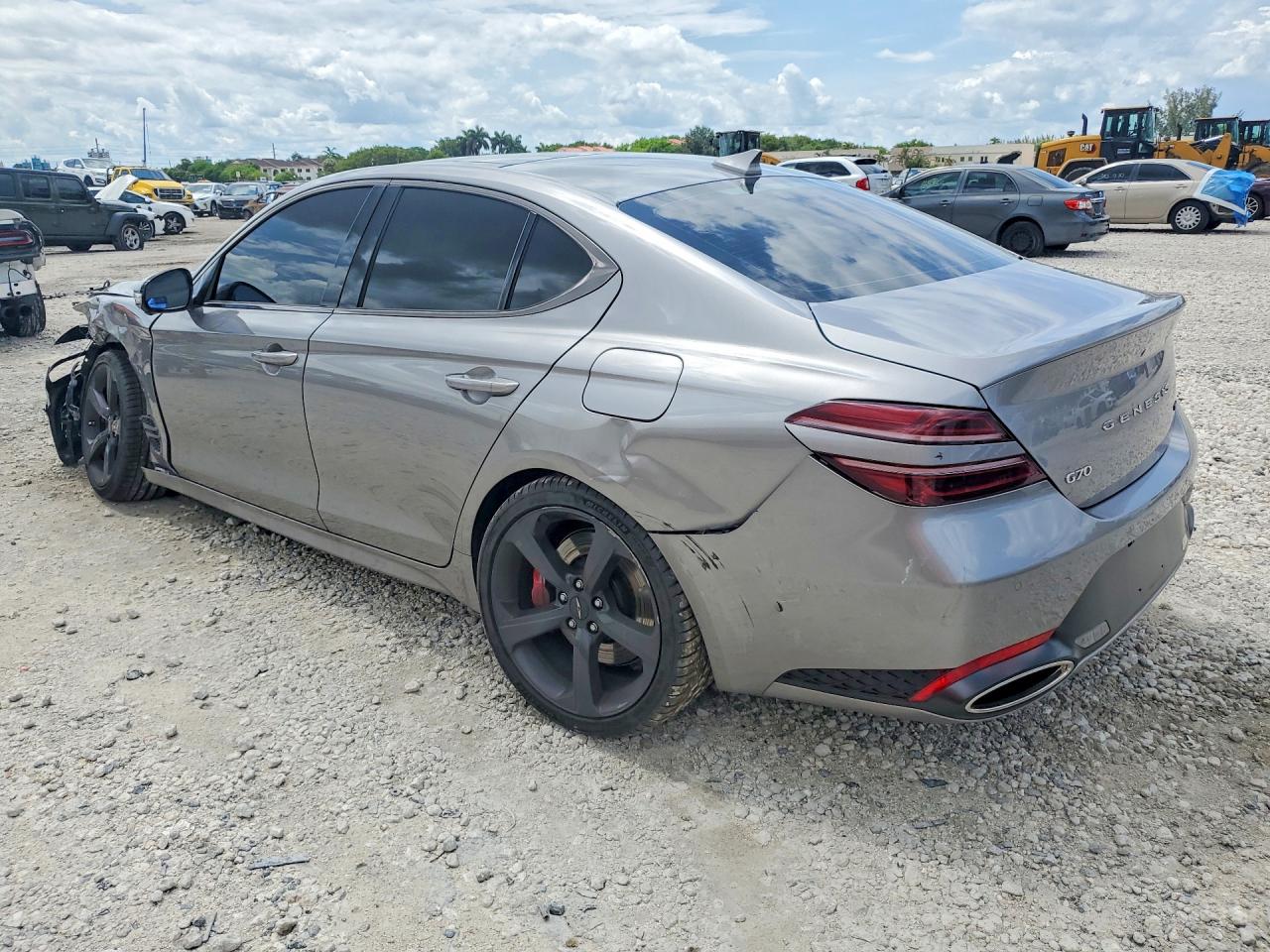 2026 GENESIS G70 SPORT PRESTIGE — снимка 2