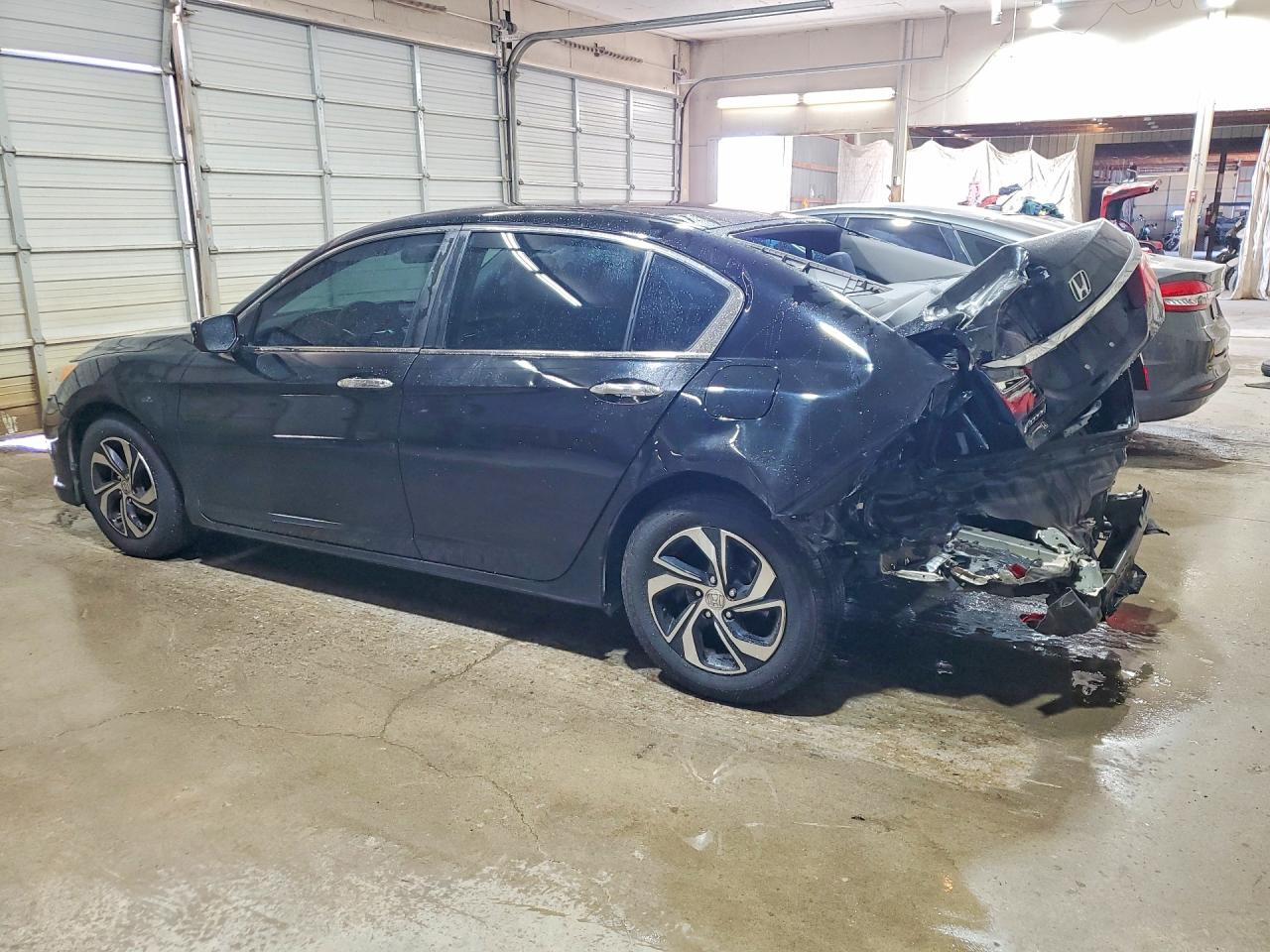 2017 HONDA ACCORD LX — снимка 2