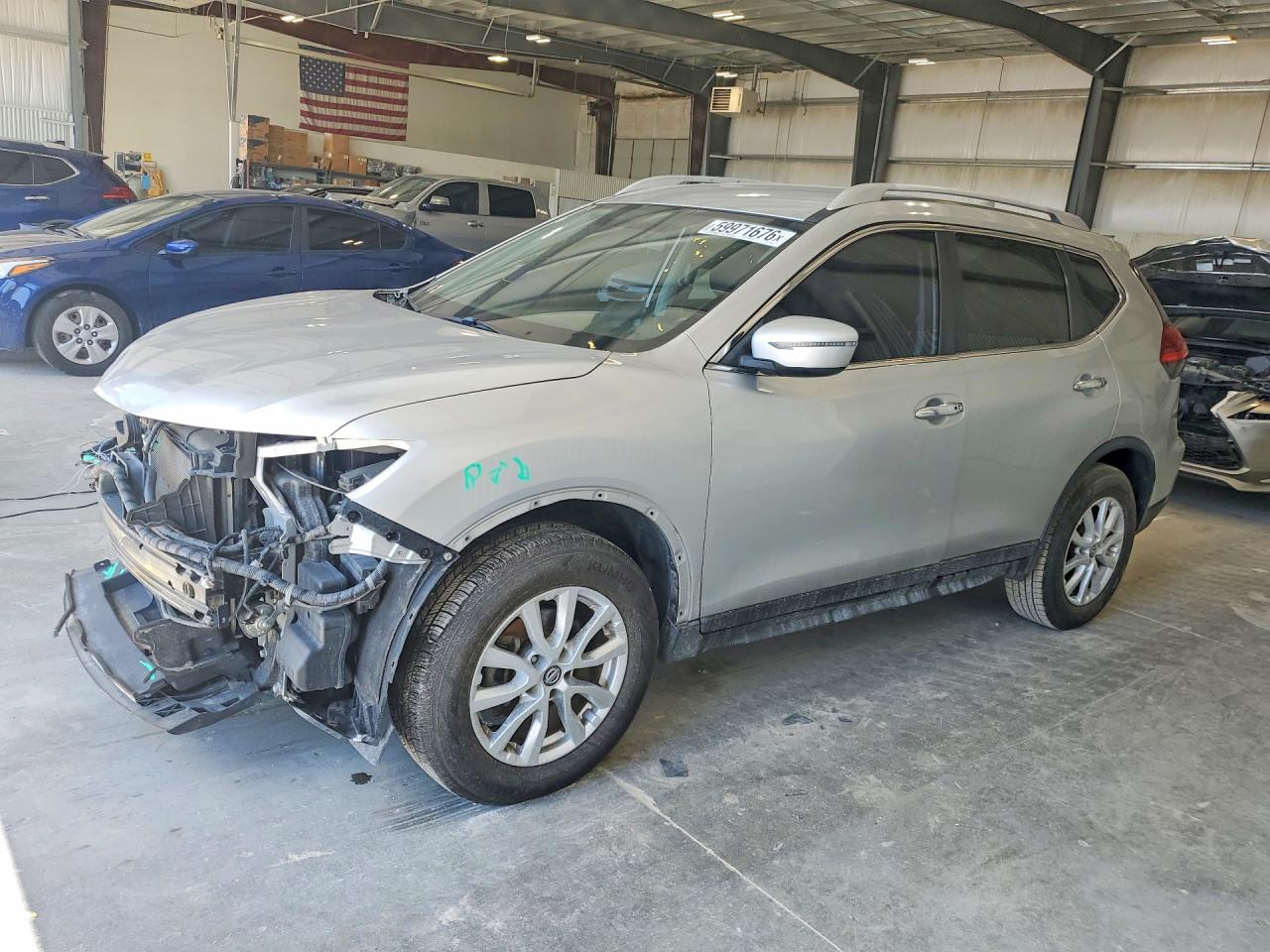 2017 NISSAN ROGUE SV