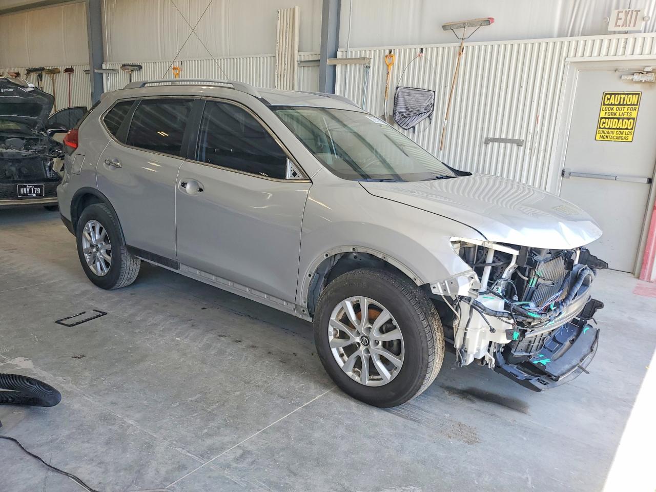 2017 NISSAN ROGUE SV — снимка 4