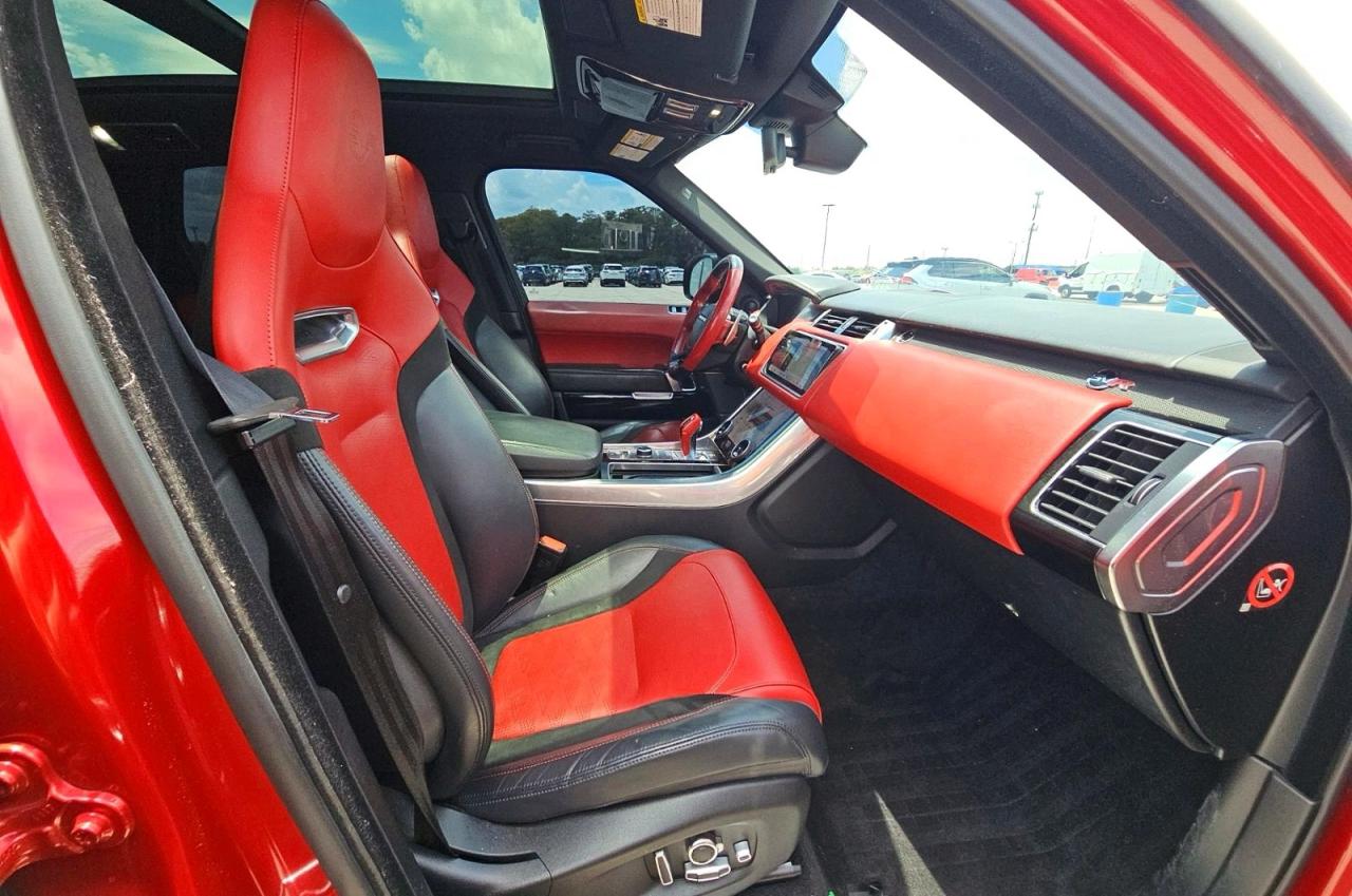 2018 LAND ROVER RANGE ROVER SPORT SVR — снимка 4