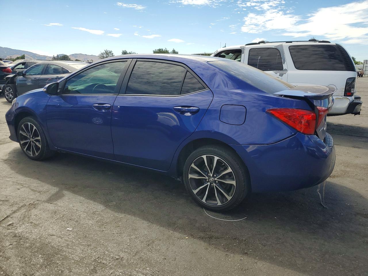 2018 TOYOTA COROLLA SE — снимка 2