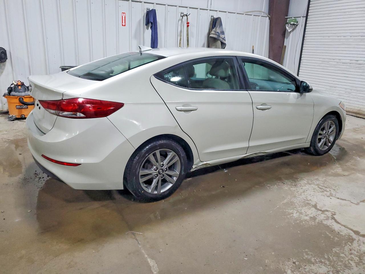 2017 HYUNDAI ELANTRA SE — снимка 3
